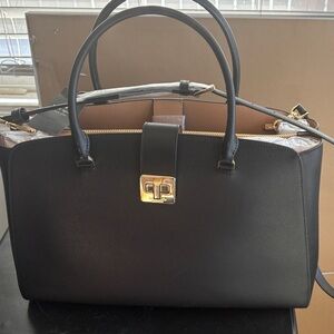 Elegant Black and Tan Handbag